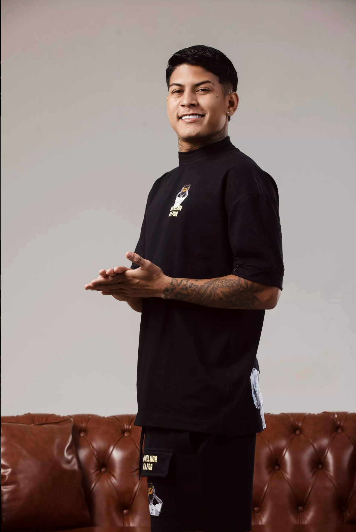 CAMISETA OVERSIZED PRETA "TROPA DO INFINITO"