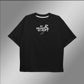 CAMISETA OVERSIZED PRETA "NEM MELHOR NEM PIOR"